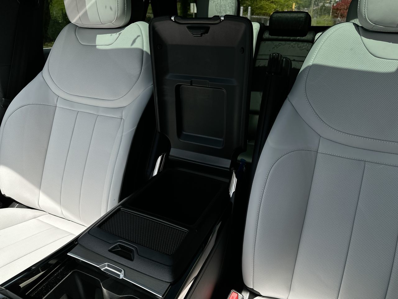 2025 Land Rover RANGE ROVER SPORT Mild Hybrid in Vancouver, British Columbia