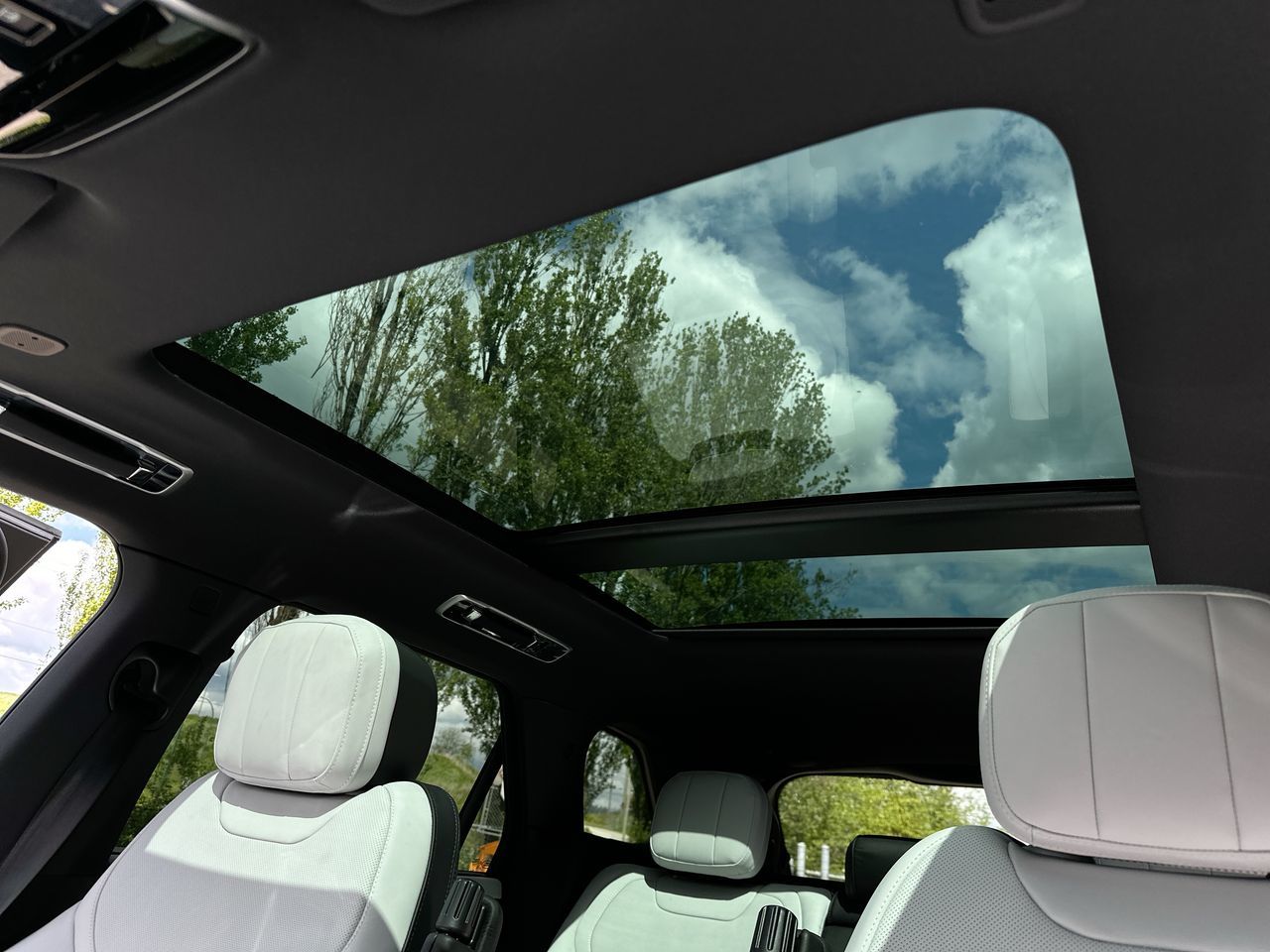 2025 Land Rover RANGE ROVER SPORT Mild Hybrid in Vancouver, British Columbia