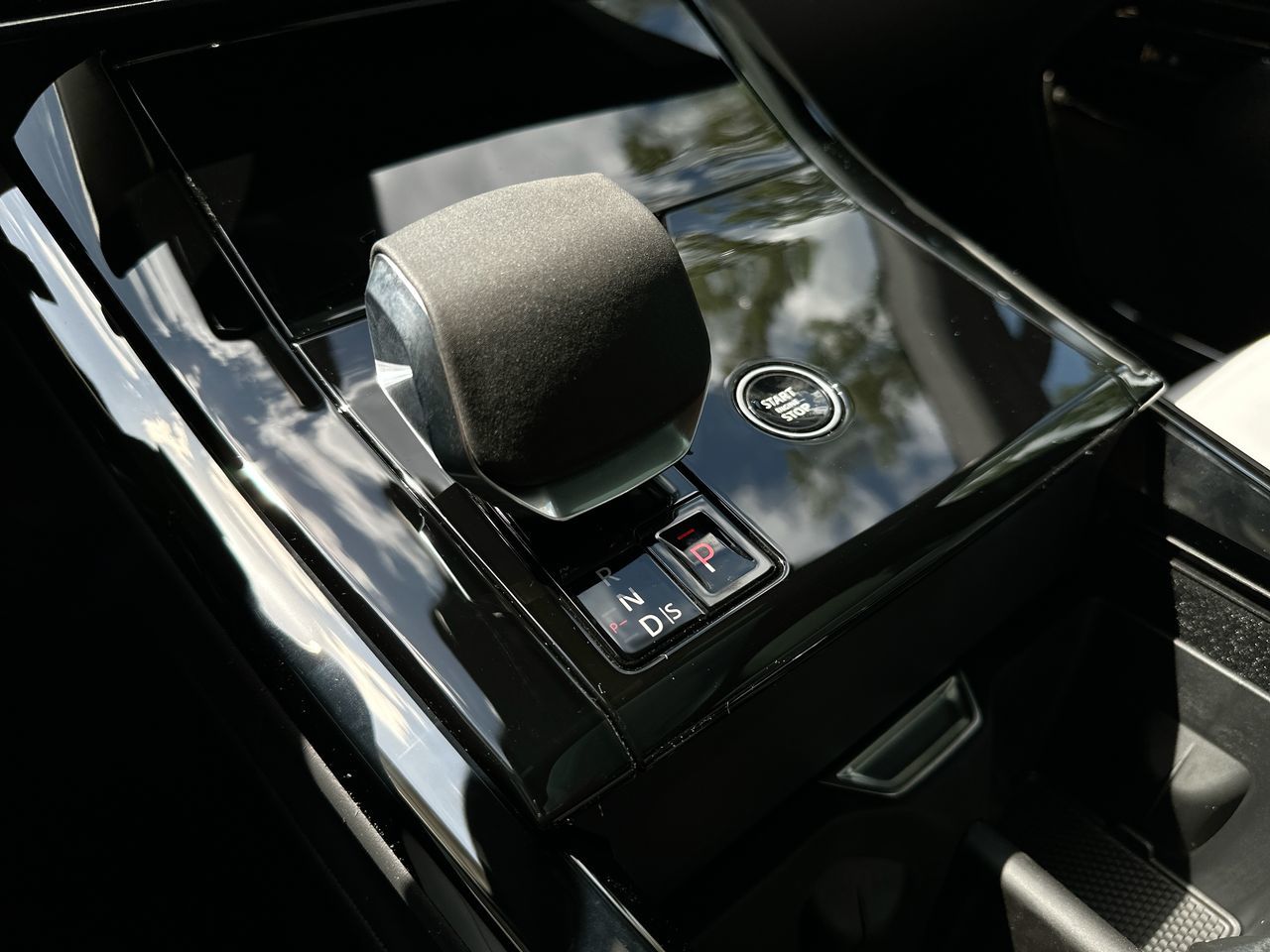 2025 Land Rover RANGE ROVER SPORT Mild Hybrid in Vancouver, British Columbia