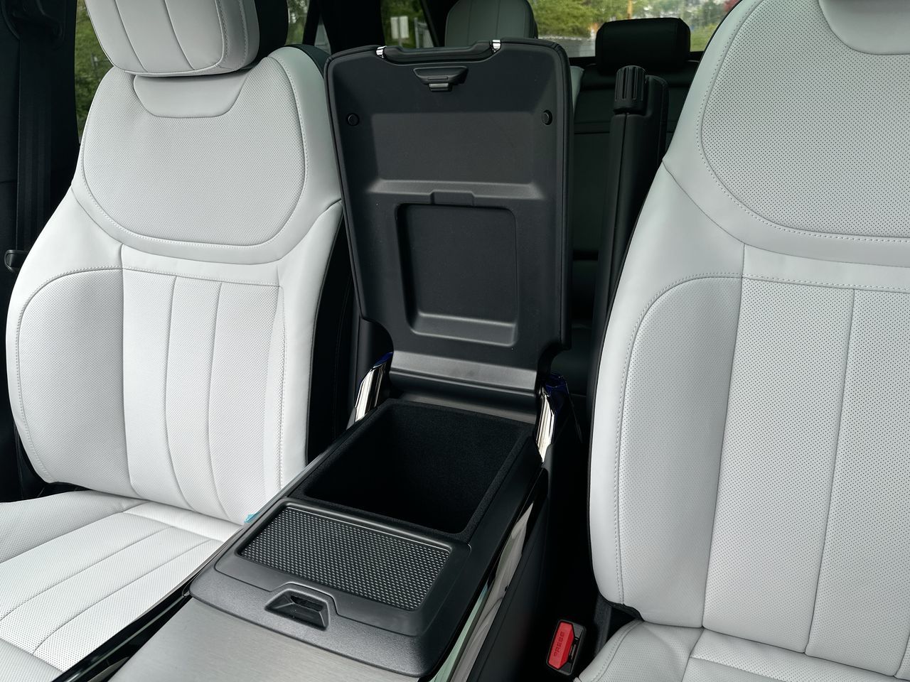 2025 Land Rover RANGE ROVER SPORT Mild Hybrid in Vancouver, British Columbia