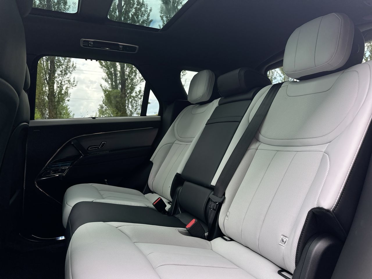 2025 Land Rover RANGE ROVER SPORT Mild Hybrid in Vancouver, British Columbia