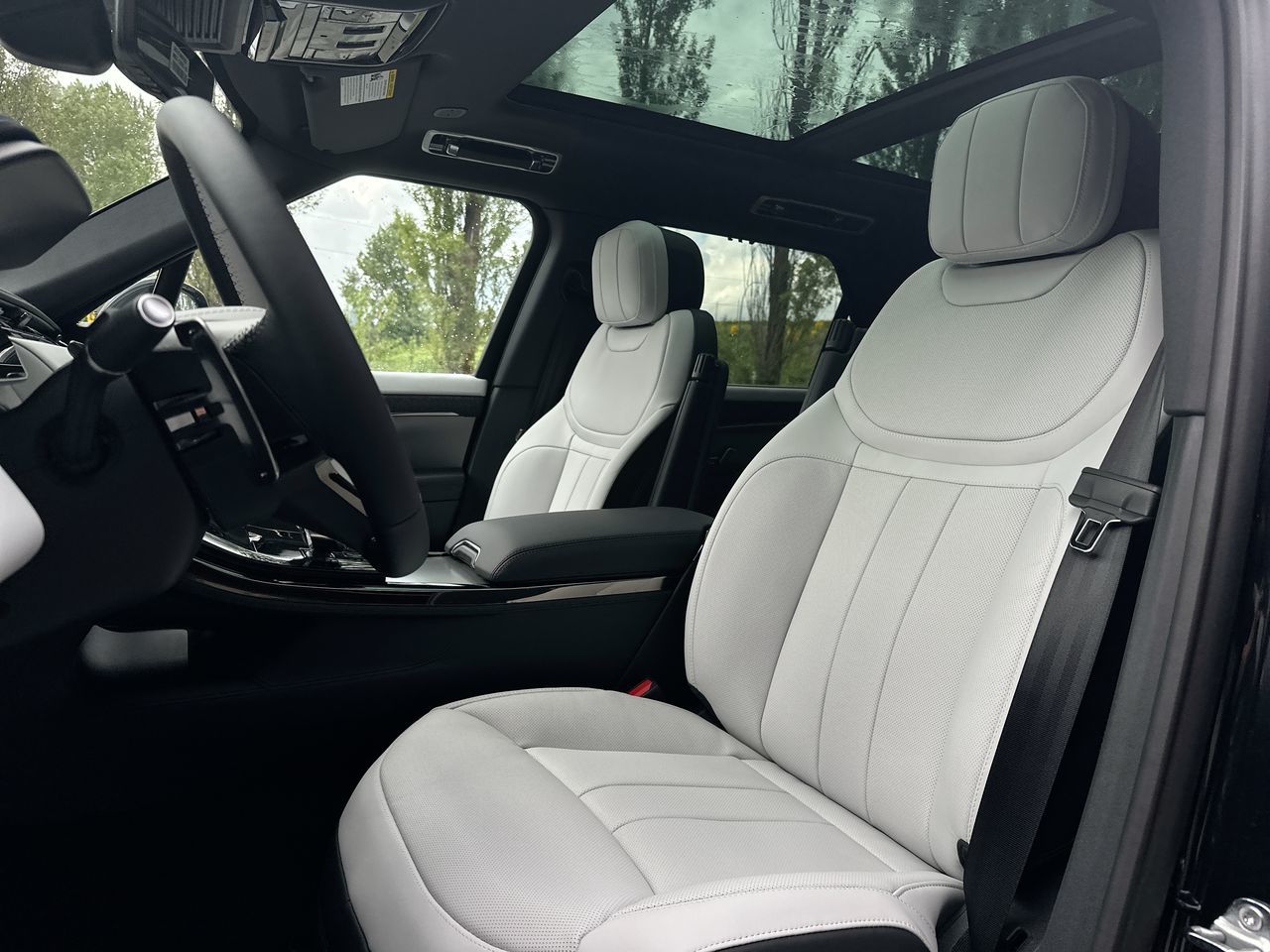 2025 Land Rover RANGE ROVER SPORT Mild Hybrid in Vancouver, British Columbia