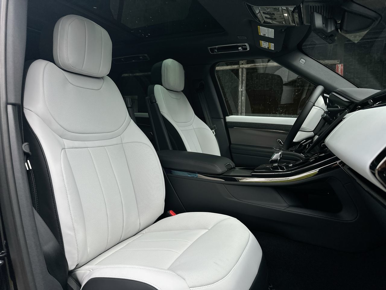 2025 Land Rover RANGE ROVER SPORT Mild Hybrid in Vancouver, British Columbia
