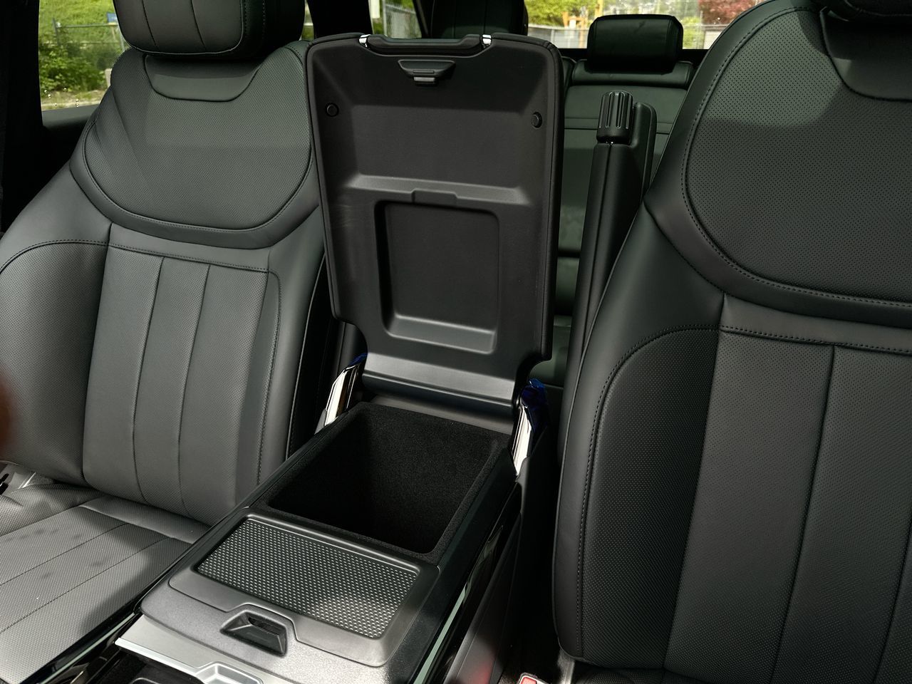 2025 Land Rover RANGE ROVER SPORT Mild Hybrid in Vancouver, British Columbia