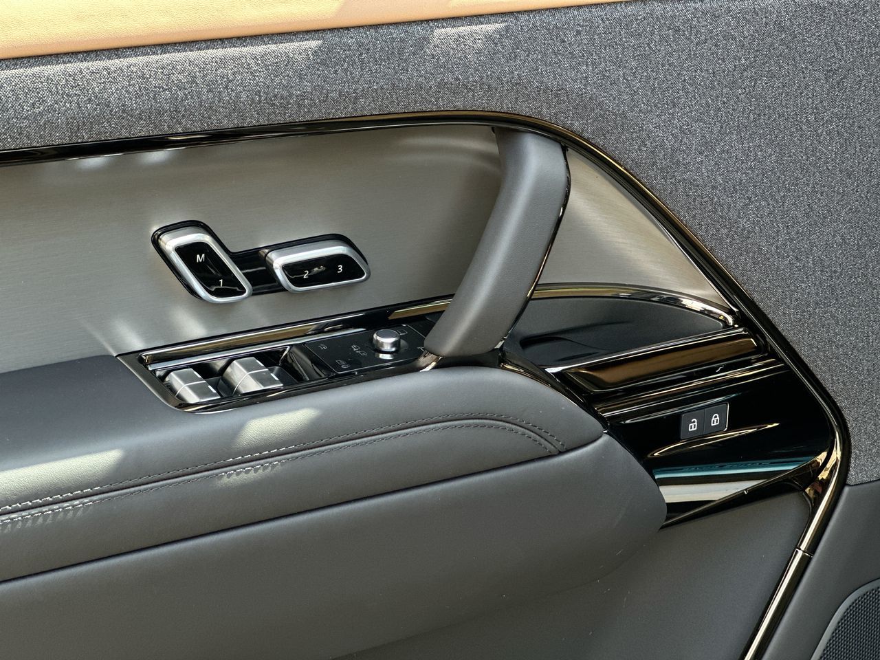 2025 Land Rover RANGE ROVER SPORT Mild Hybrid in Vancouver, British Columbia