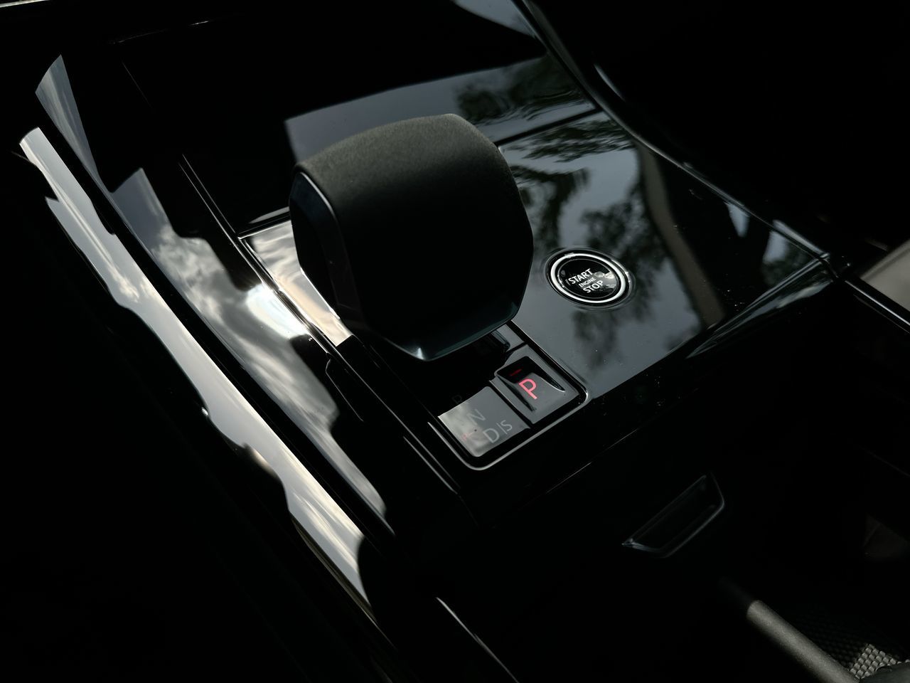 2025 Land Rover RANGE ROVER SPORT Mild Hybrid in Vancouver, British Columbia