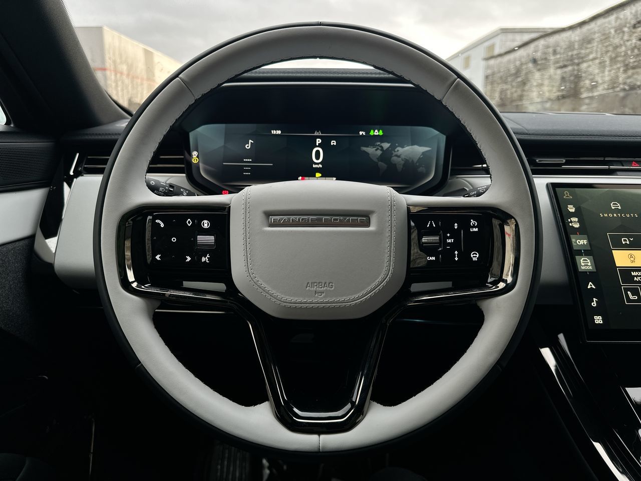 2025 Land Rover RANGE ROVER SPORT Mild Hybrid in Vancouver, British Columbia