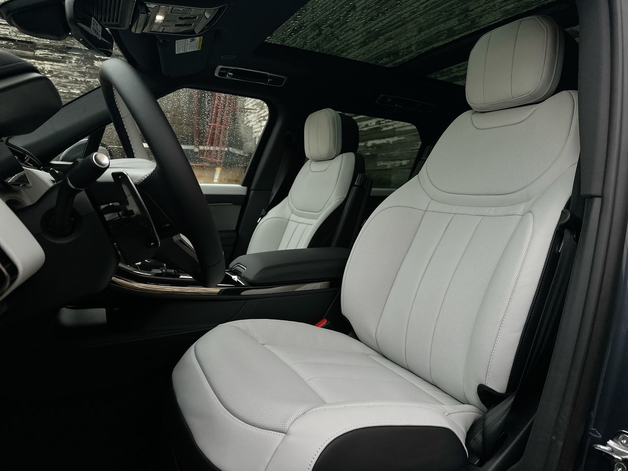 2025 Land Rover RANGE ROVER SPORT Mild Hybrid in Vancouver, British Columbia