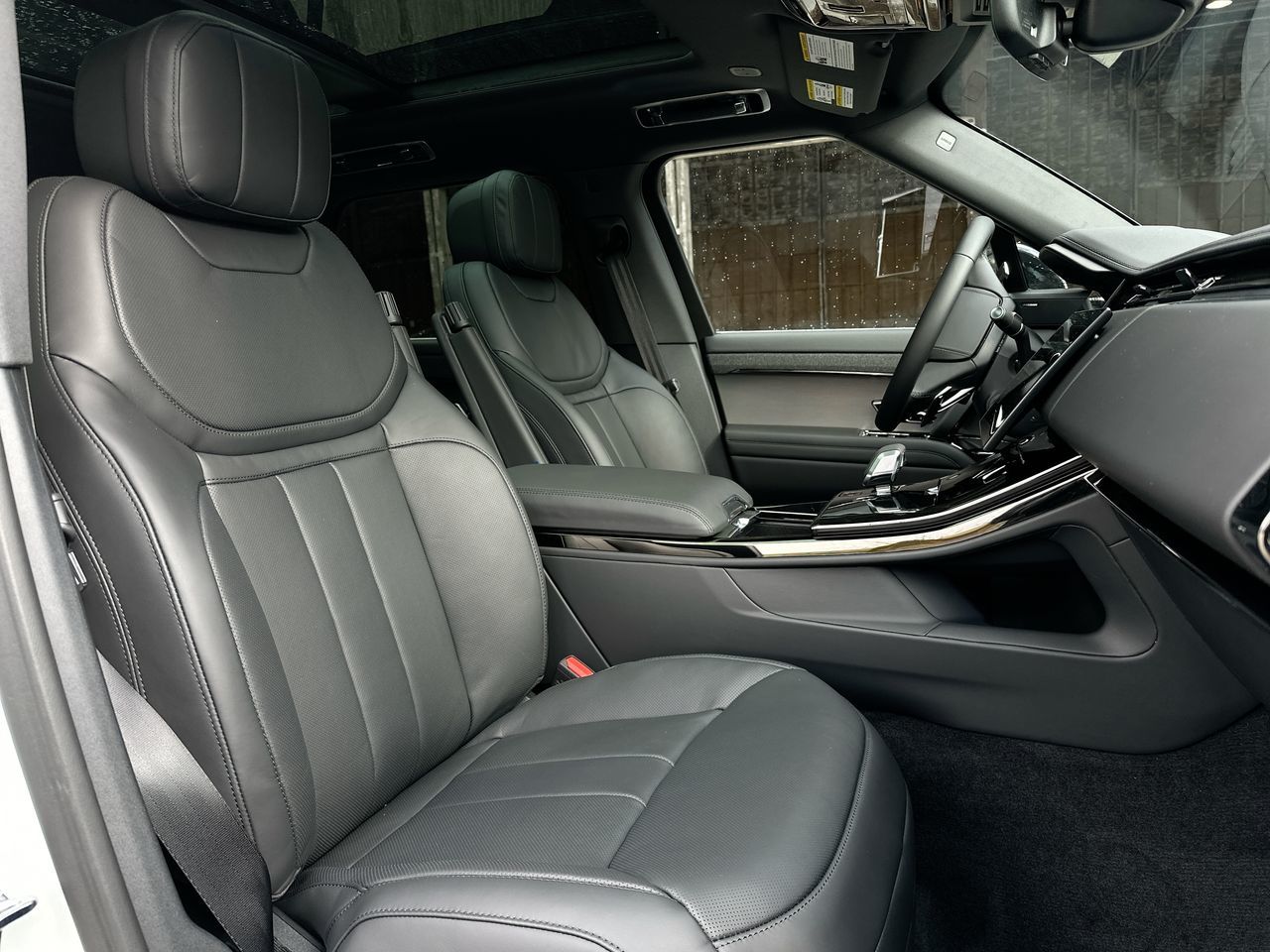 2025 Land Rover RANGE ROVER SPORT Mild Hybrid in Vancouver, British Columbia