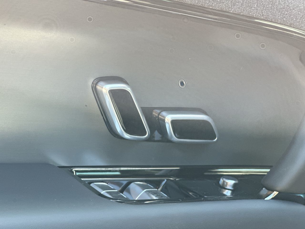 2025  Range Rover Sport Mild Hybrid