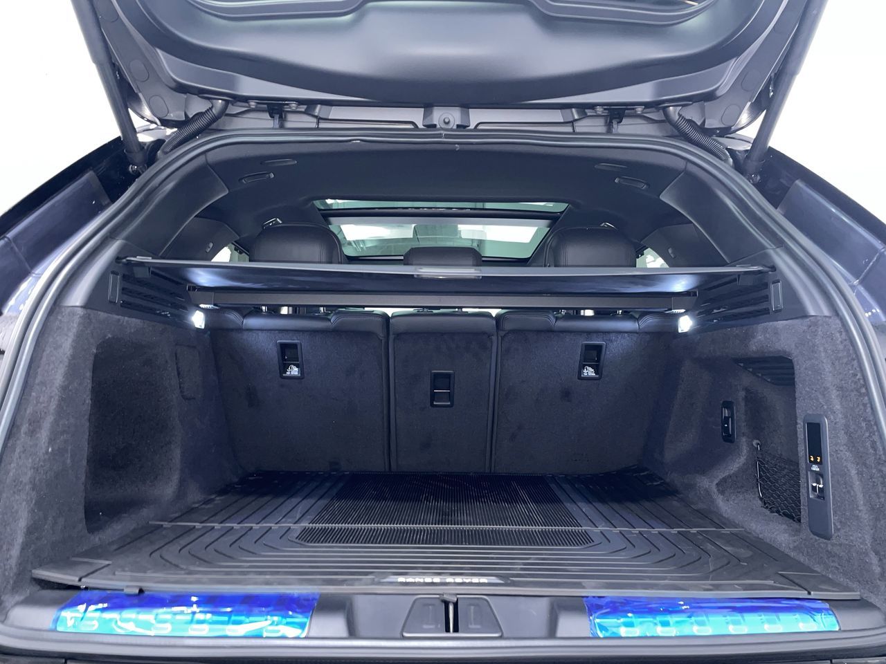 2025 Land Rover RANGE ROVER SPORT Mild Hybrid in Vancouver, British Columbia