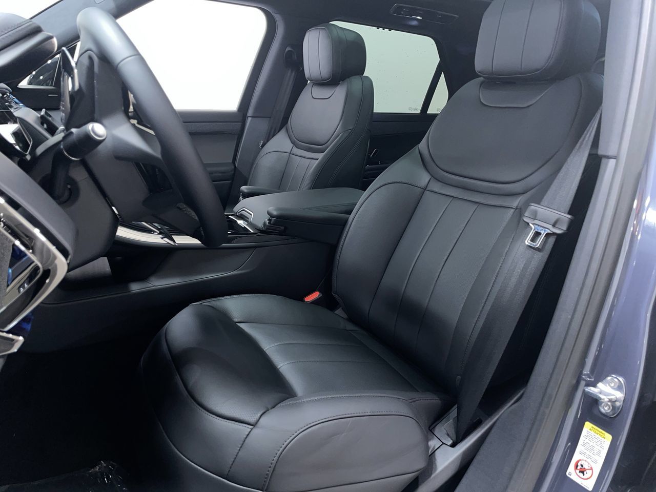 2025 Land Rover RANGE ROVER SPORT Mild Hybrid in Vancouver, British Columbia