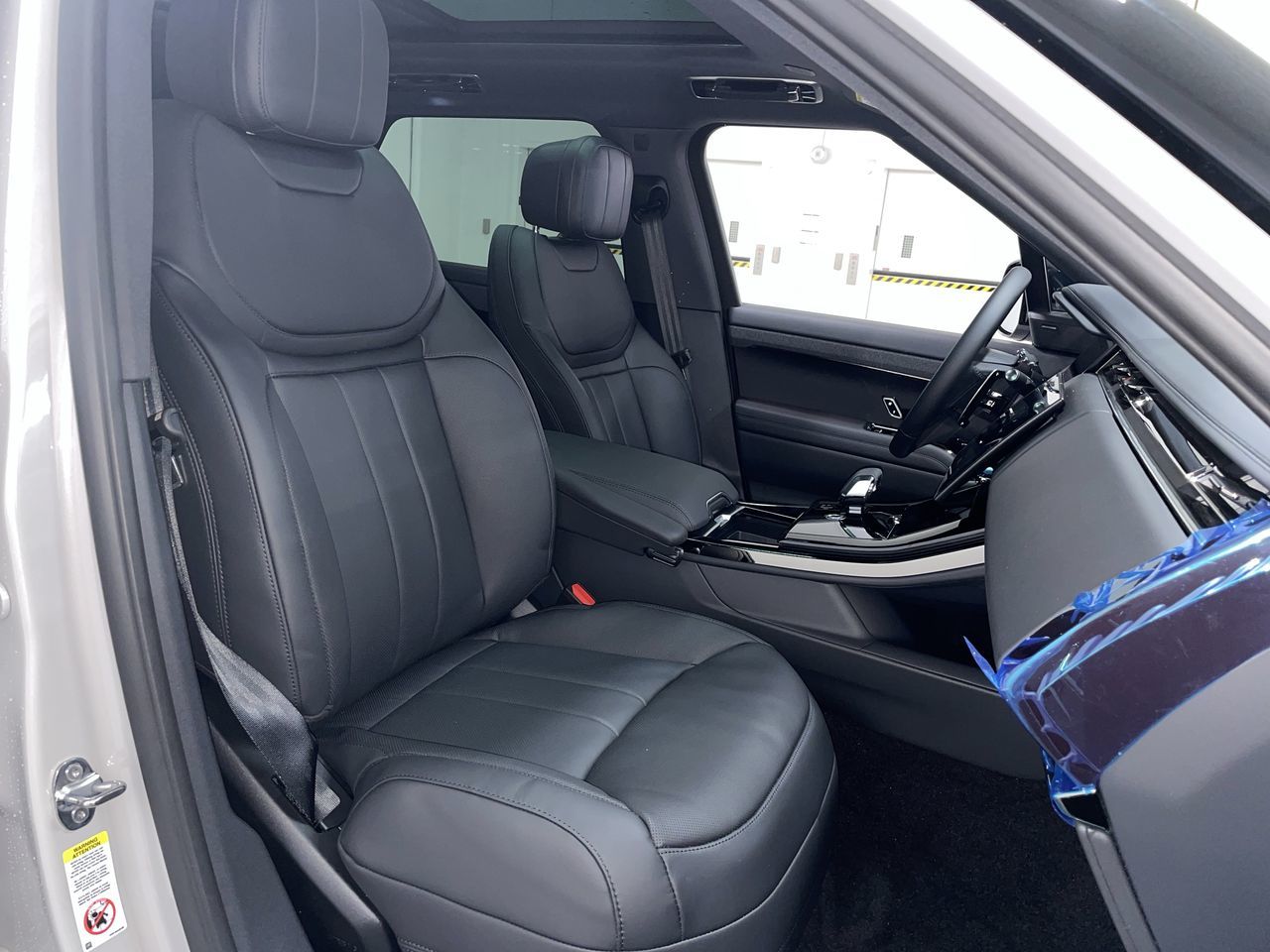 2025 Land Rover RANGE ROVER SPORT Mild Hybrid in Vancouver, British Columbia