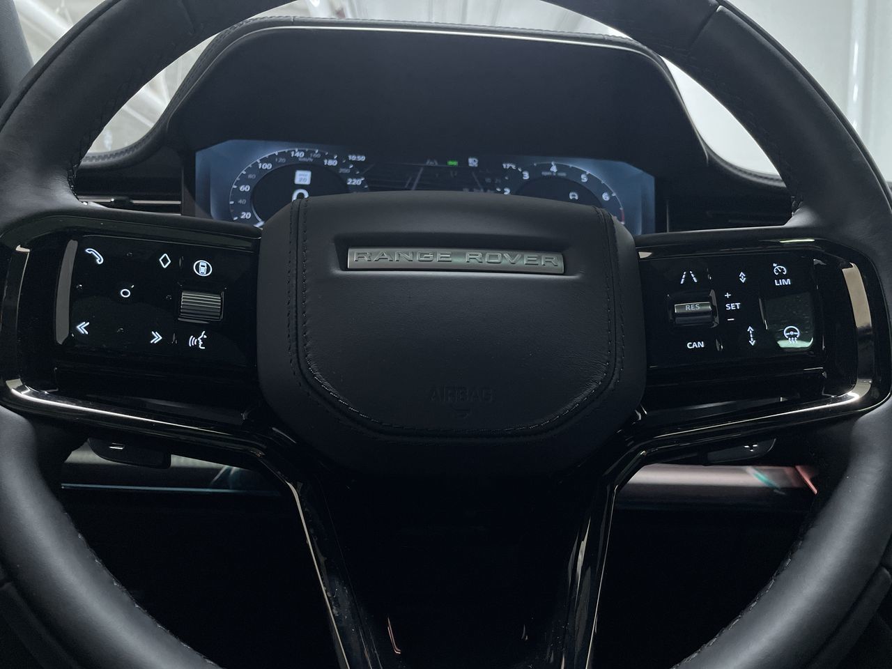 2025 Land Rover RANGE ROVER SPORT Mild Hybrid in Vancouver, British Columbia