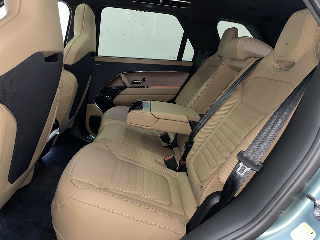 2025  Range Rover Sport Mild Hybrid