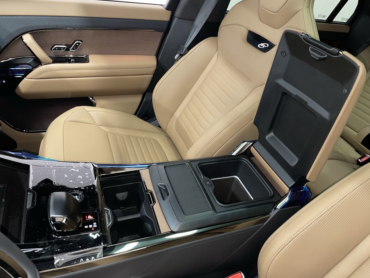 2025  Range Rover Sport Mild Hybrid