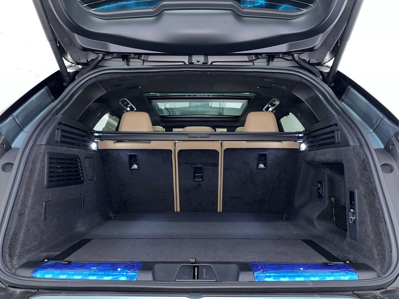 2025  Range Rover Sport Mild Hybrid