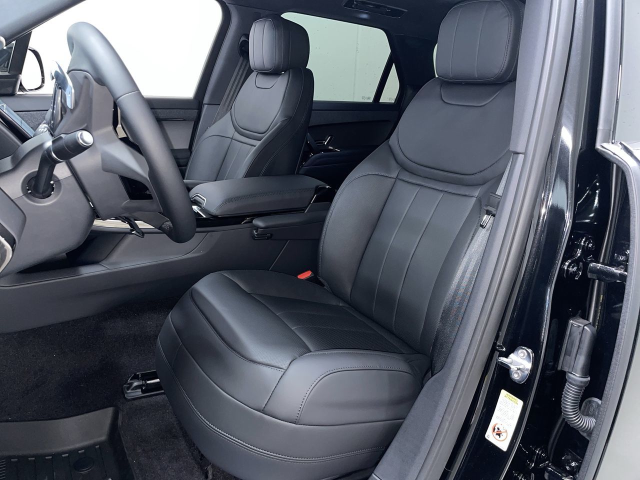 2025 Land Rover RANGE ROVER SPORT Mild Hybrid in Vancouver, British Columbia