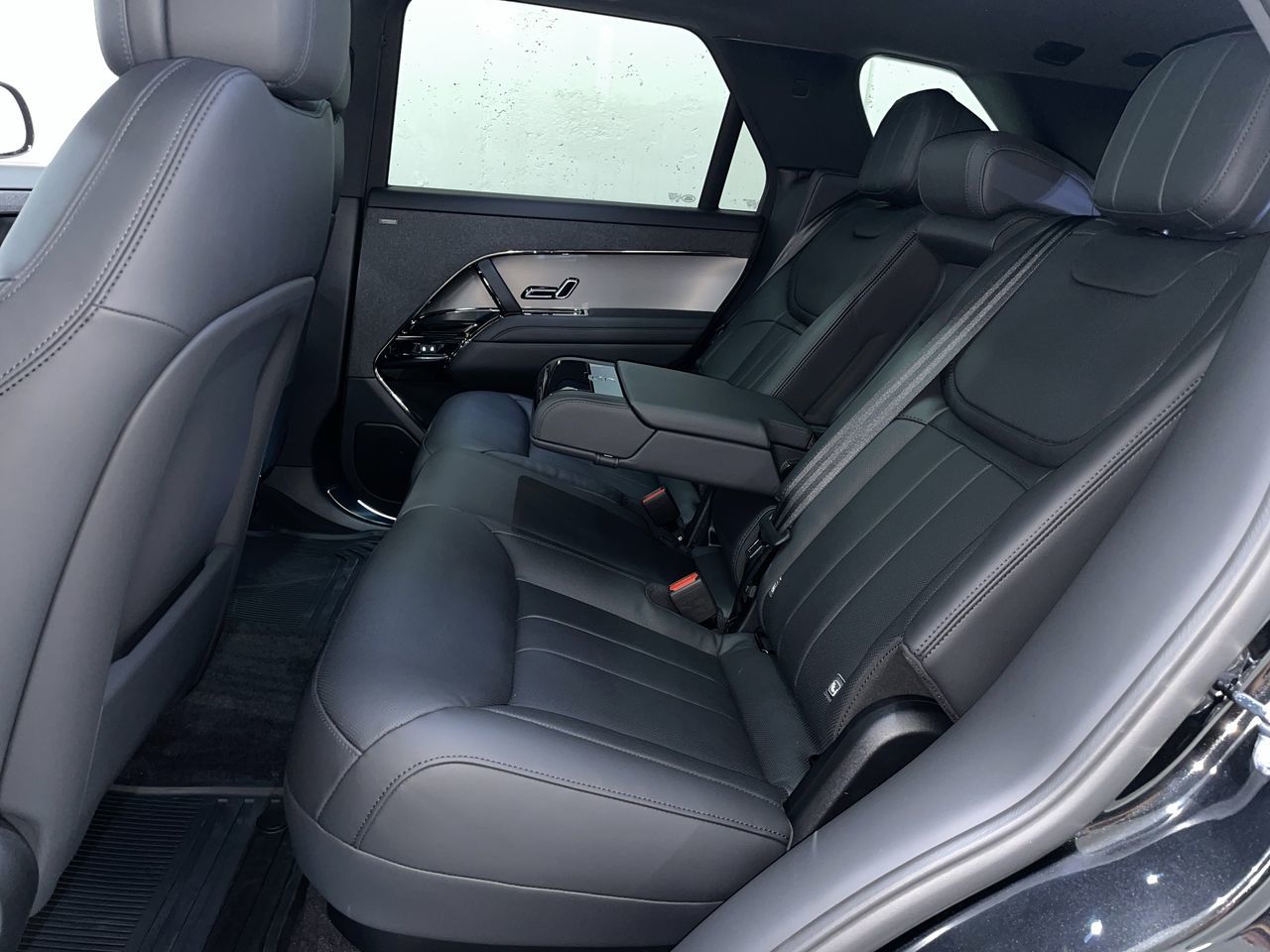 2025 Land Rover RANGE ROVER SPORT Mild Hybrid in Vancouver, British Columbia
