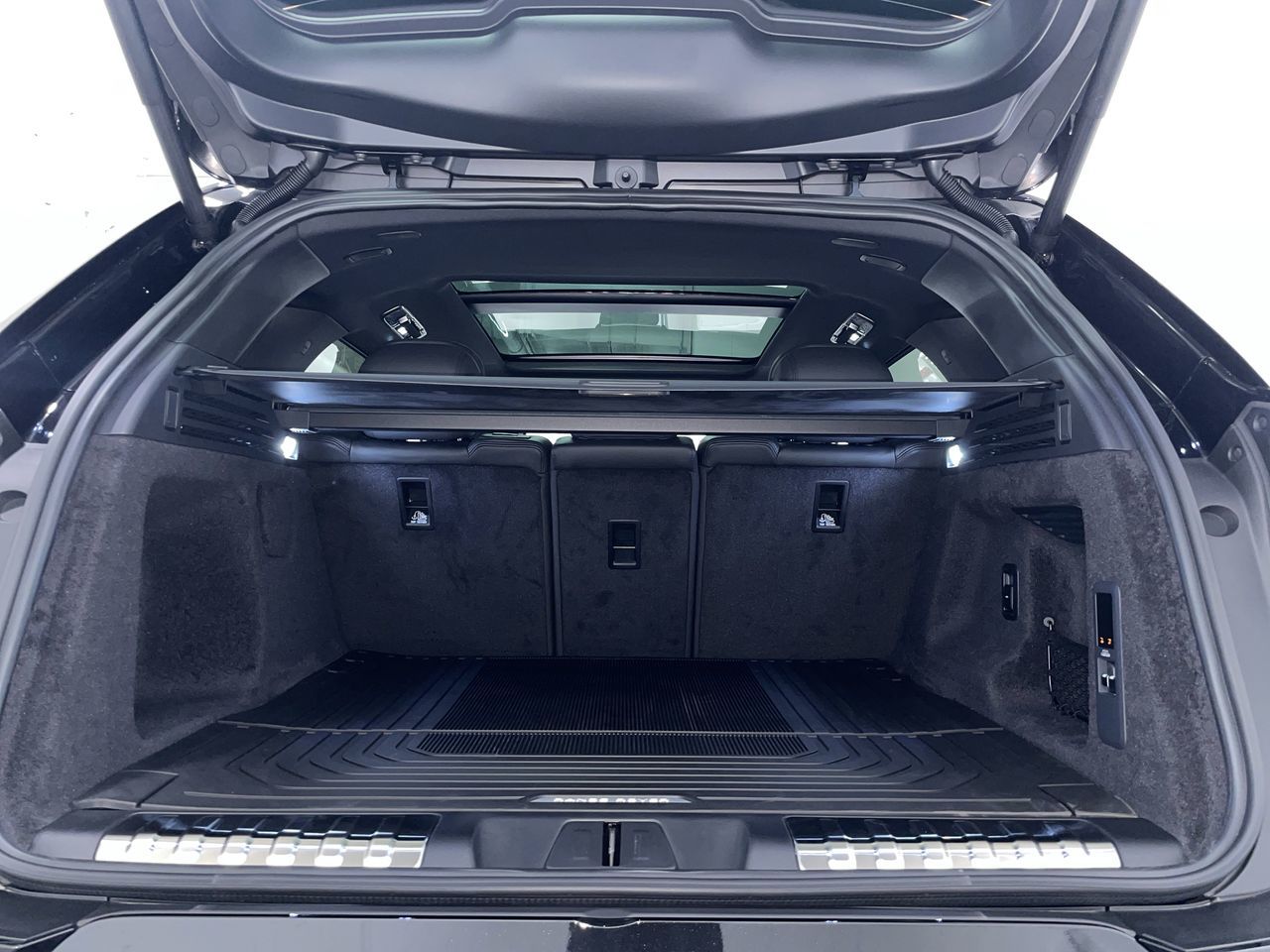 2025 Land Rover RANGE ROVER SPORT Mild Hybrid in Vancouver, British Columbia