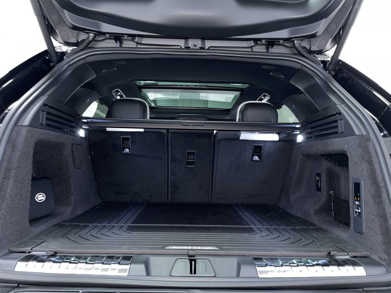 2025 Land Rover RANGE ROVER SPORT Mild Hybrid in Vancouver, British Columbia