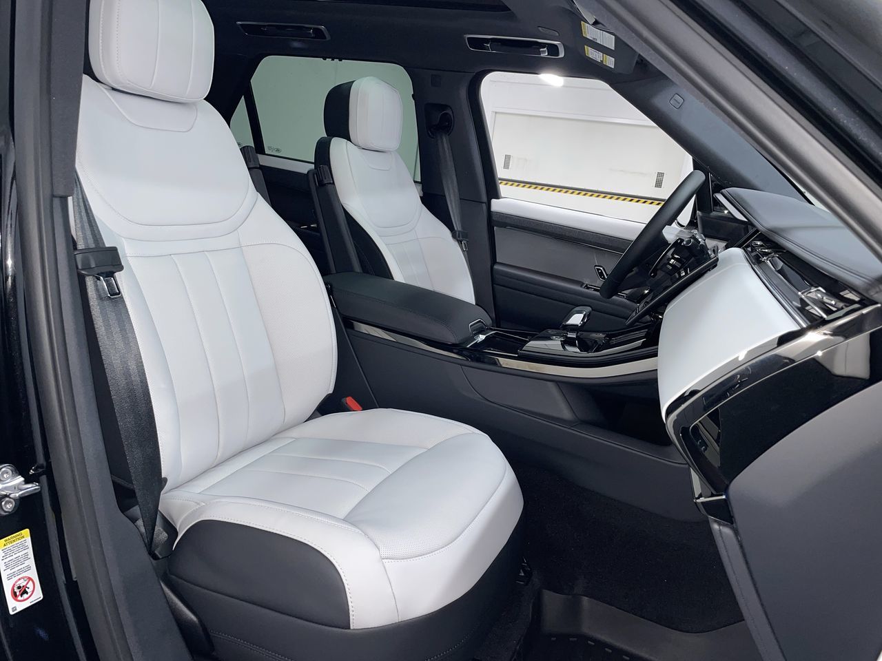 2025 Land Rover RANGE ROVER SPORT Mild Hybrid in Vancouver, British Columbia