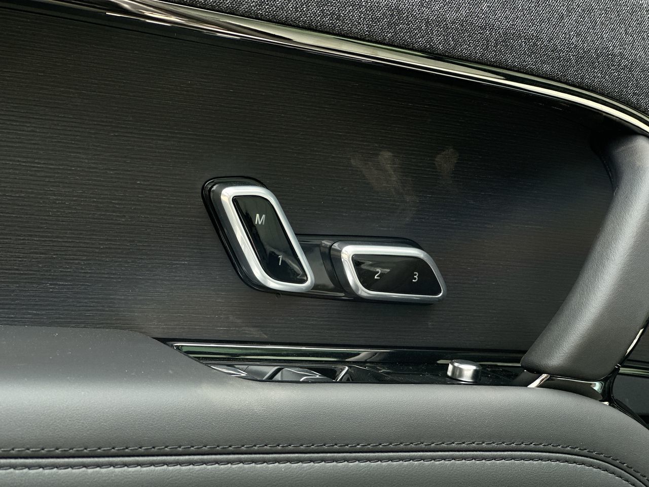 2025  Range Rover Sport Mild Hybrid