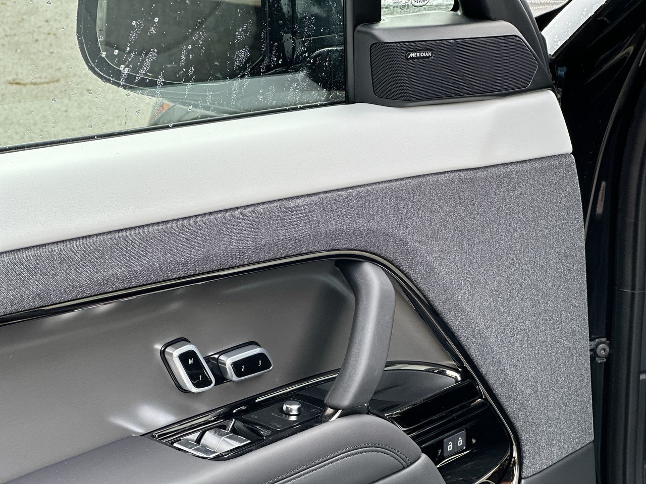 2025 Land Rover Range Rover Sport Mild Hybrid in Vancouver, British Columbia