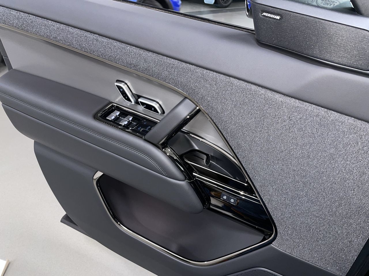 2025 Land Rover Range Rover Sport Mild Hybrid in Vancouver, British Columbia