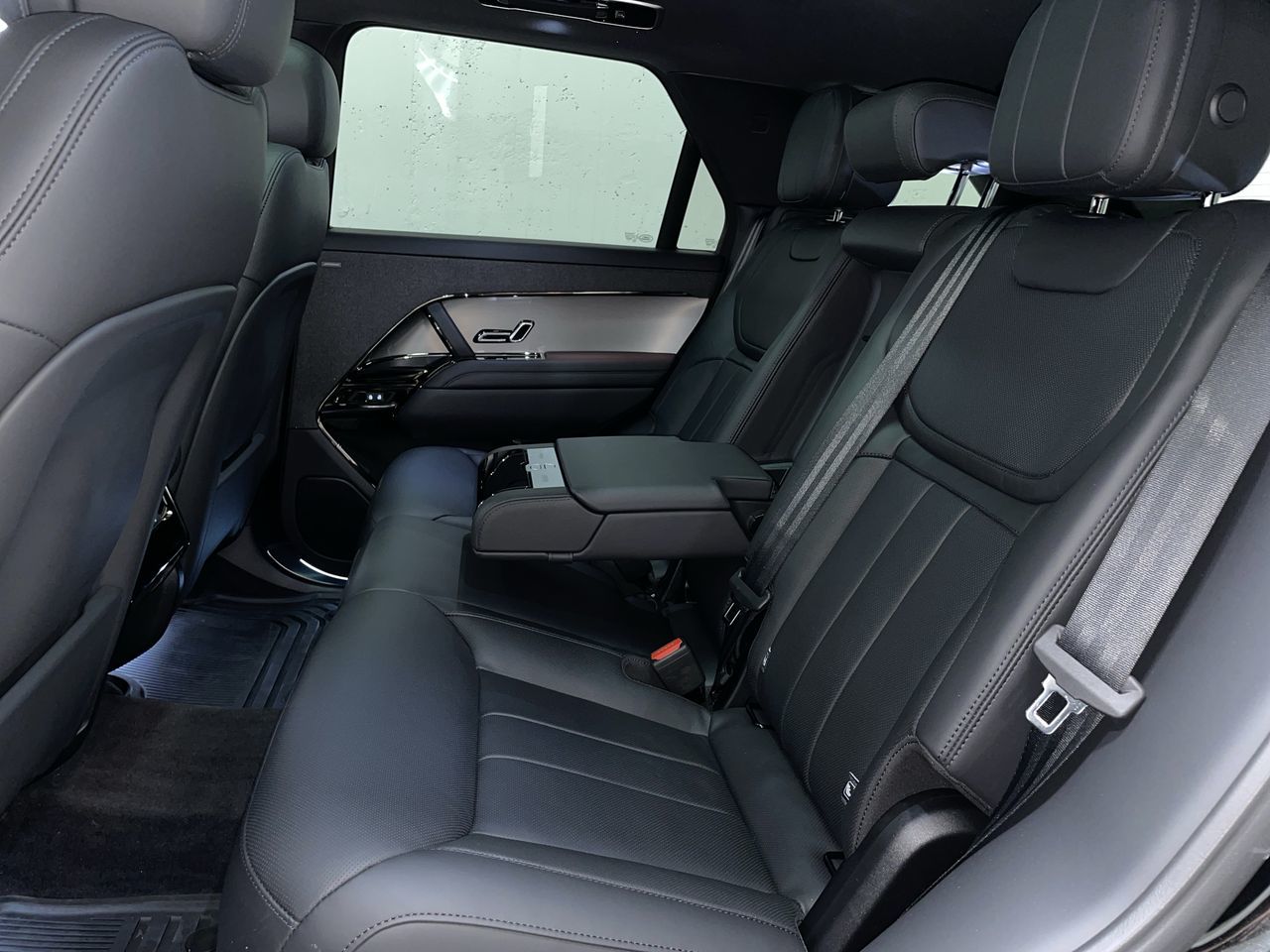 2025 Land Rover Range Rover Sport Mild Hybrid in Vancouver, British Columbia