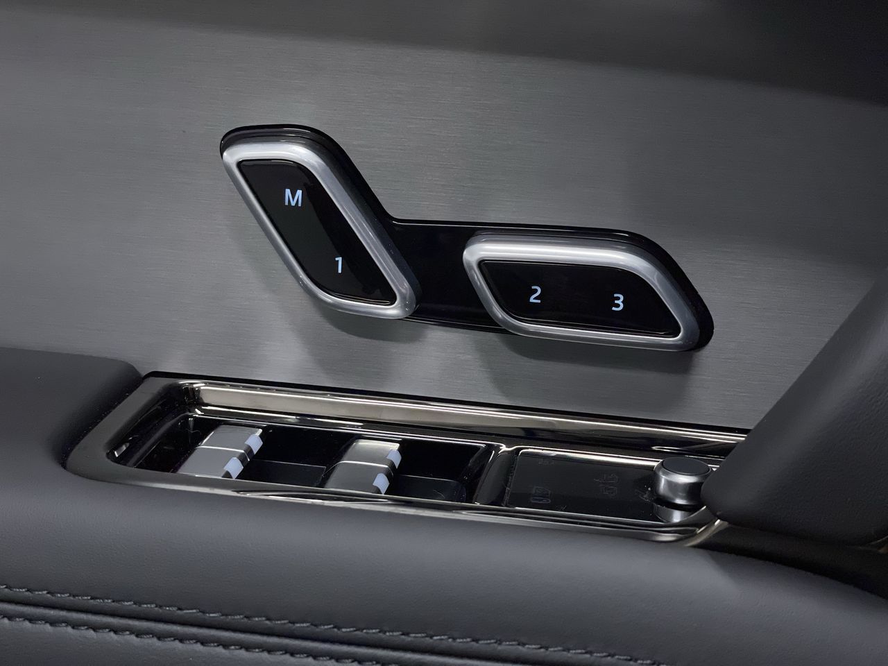 2025 Land Rover RANGE ROVER SPORT Mild Hybrid in Vancouver, British Columbia