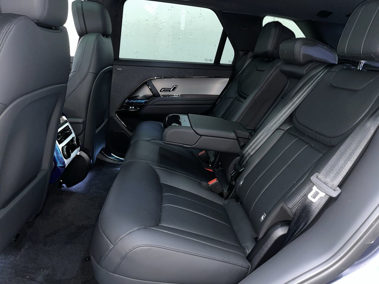 2025 Land Rover RANGE ROVER SPORT Mild Hybrid in Vancouver, British Columbia