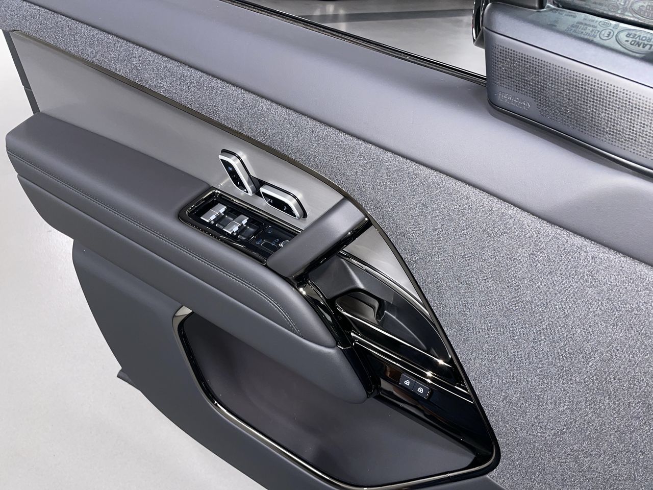 2025 Land Rover RANGE ROVER SPORT Mild Hybrid in Vancouver, British Columbia