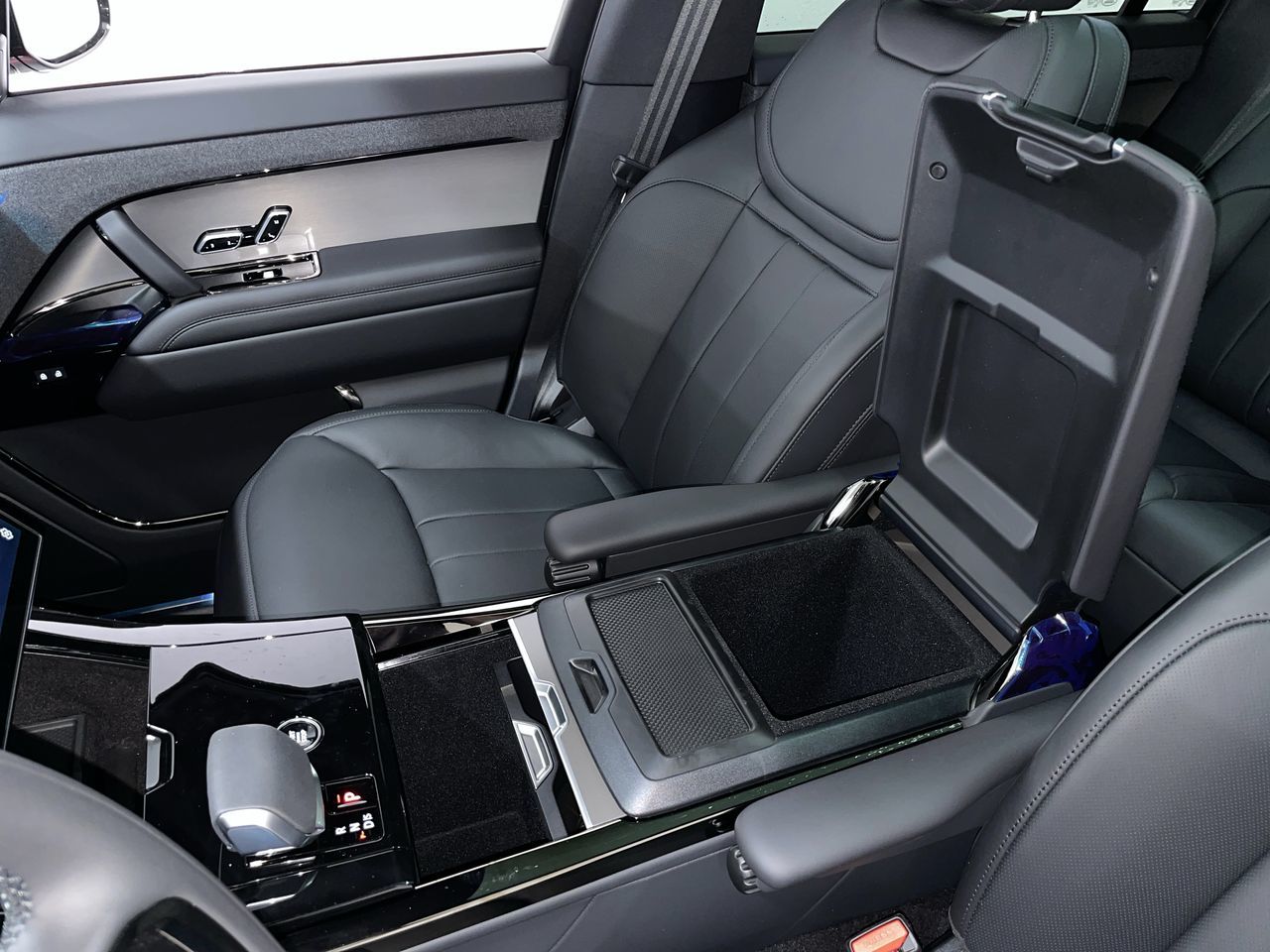 2025 Land Rover RANGE ROVER SPORT Mild Hybrid in Vancouver, British Columbia