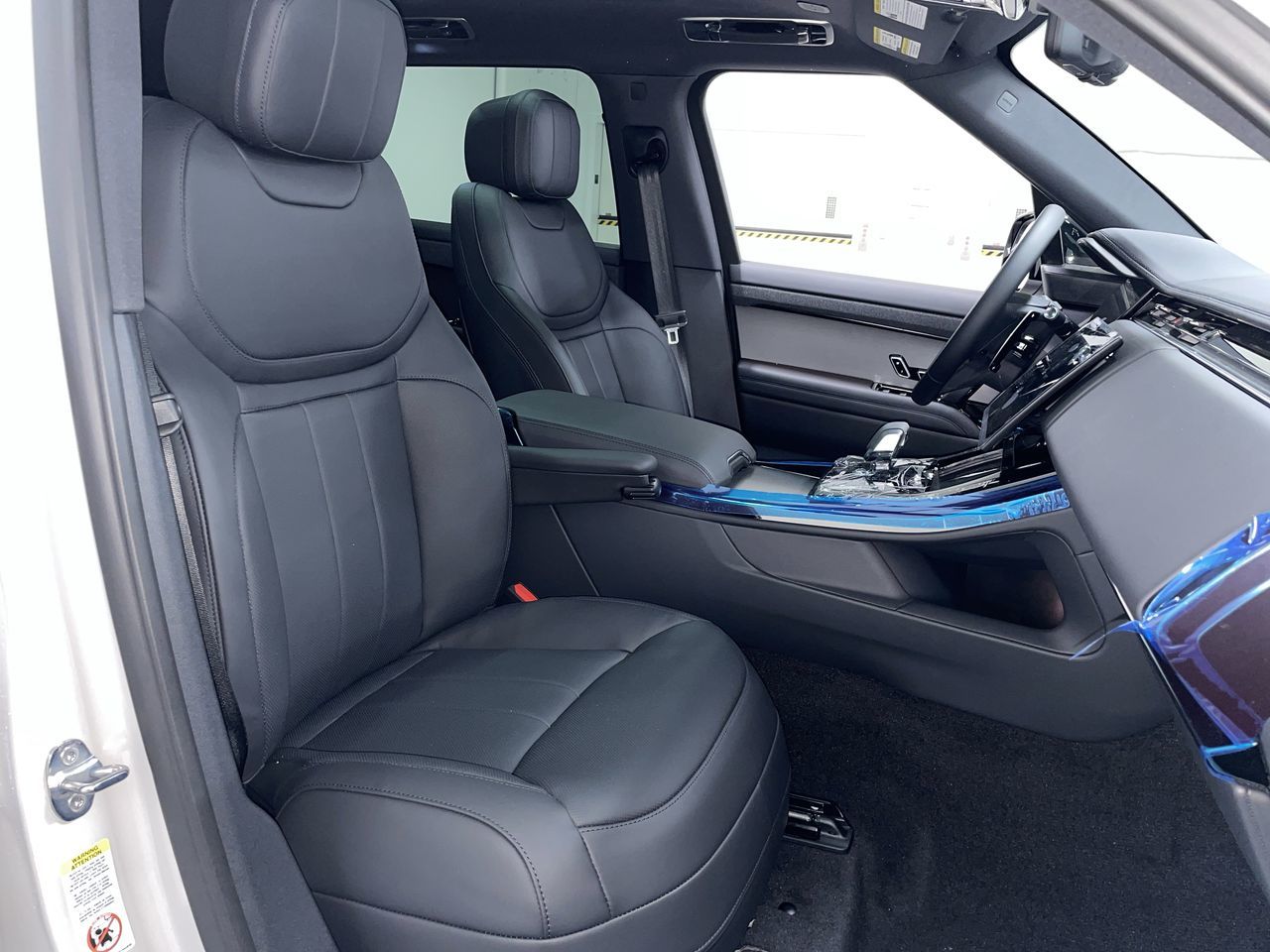 2025 Land Rover RANGE ROVER SPORT Mild Hybrid in Vancouver, British Columbia