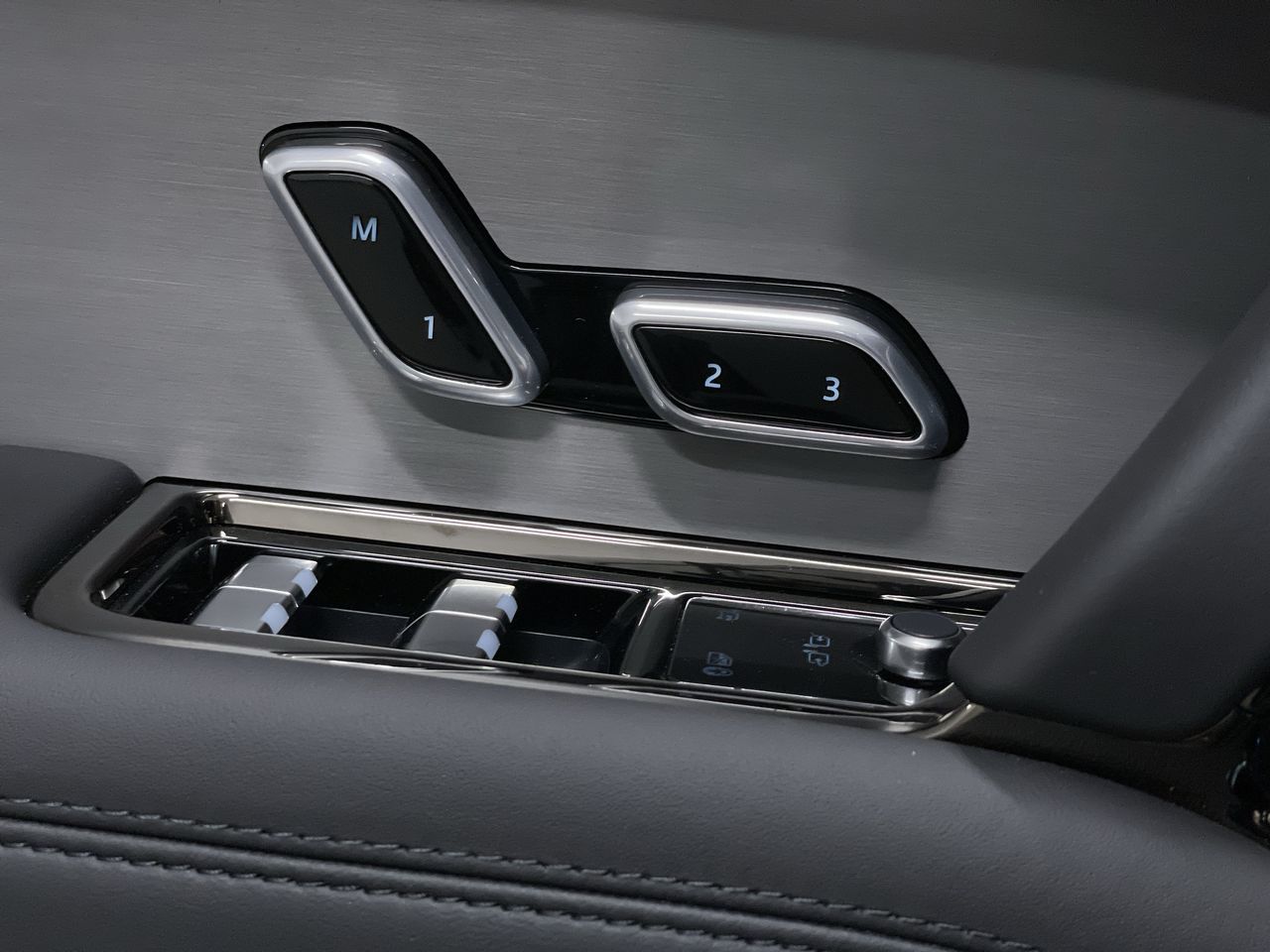 2025 Land Rover RANGE ROVER SPORT Mild Hybrid in Vancouver, British Columbia