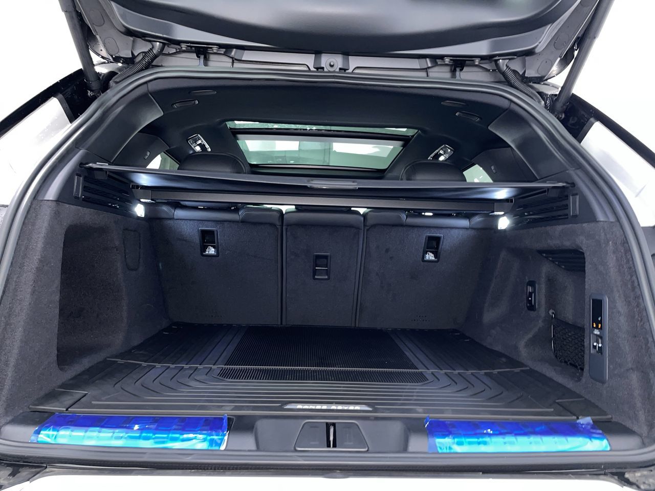 2025 Land Rover RANGE ROVER SPORT Mild Hybrid in Vancouver, British Columbia