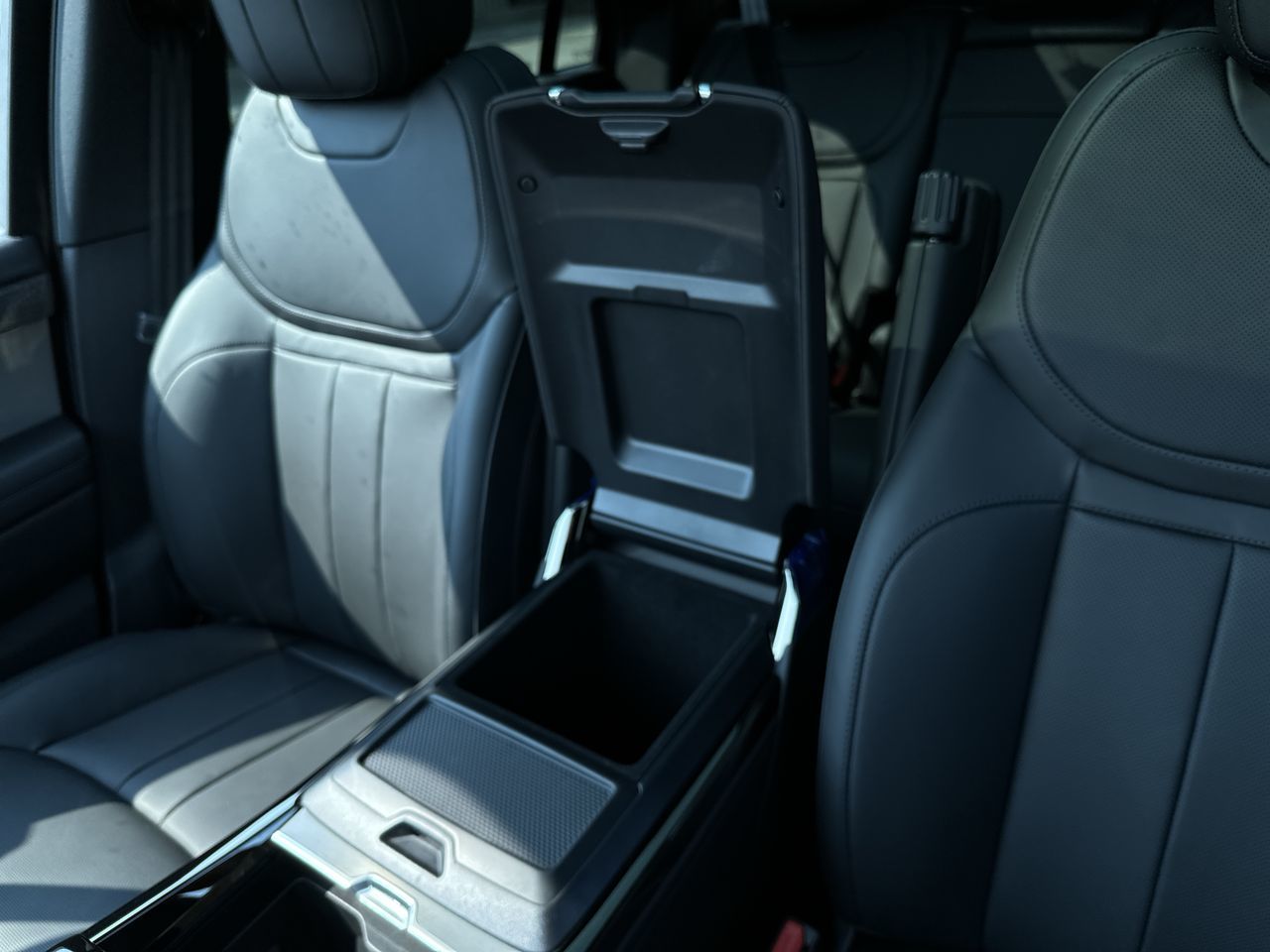 2025  Range Rover Sport Mild Hybrid