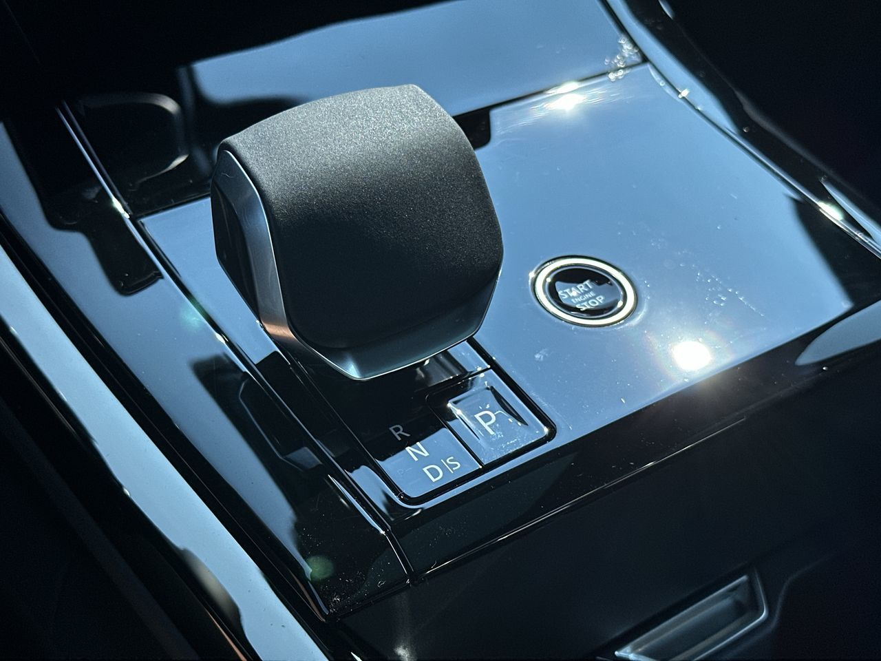 2025  Range Rover Sport Mild Hybrid