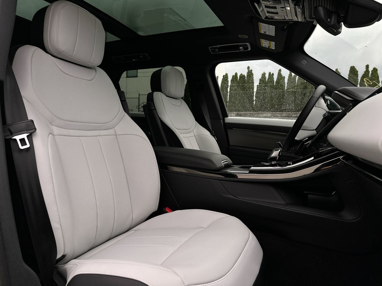 2025 Land Rover RANGE ROVER SPORT Mild Hybrid in Vancouver, British Columbia