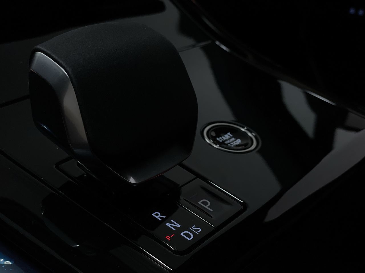2025 Land Rover RANGE ROVER SPORT Mild Hybrid in Vancouver, British Columbia