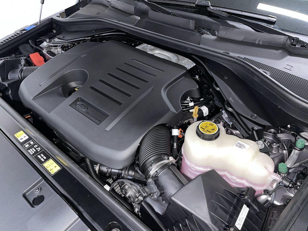 2025 Land Rover RANGE ROVER SPORT Mild Hybrid in Vancouver, British Columbia