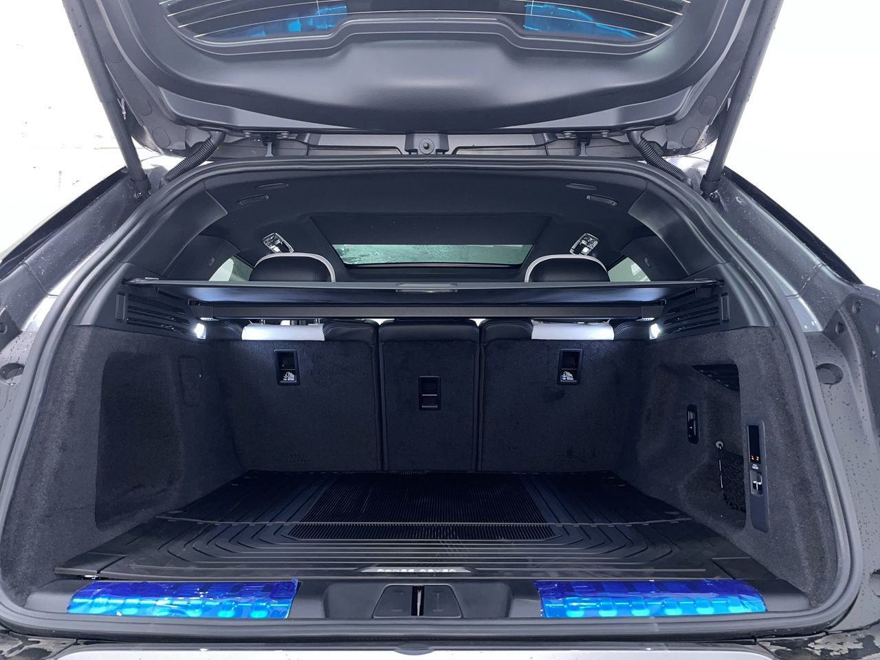 2025 Land Rover RANGE ROVER SPORT Mild Hybrid in Vancouver, British Columbia