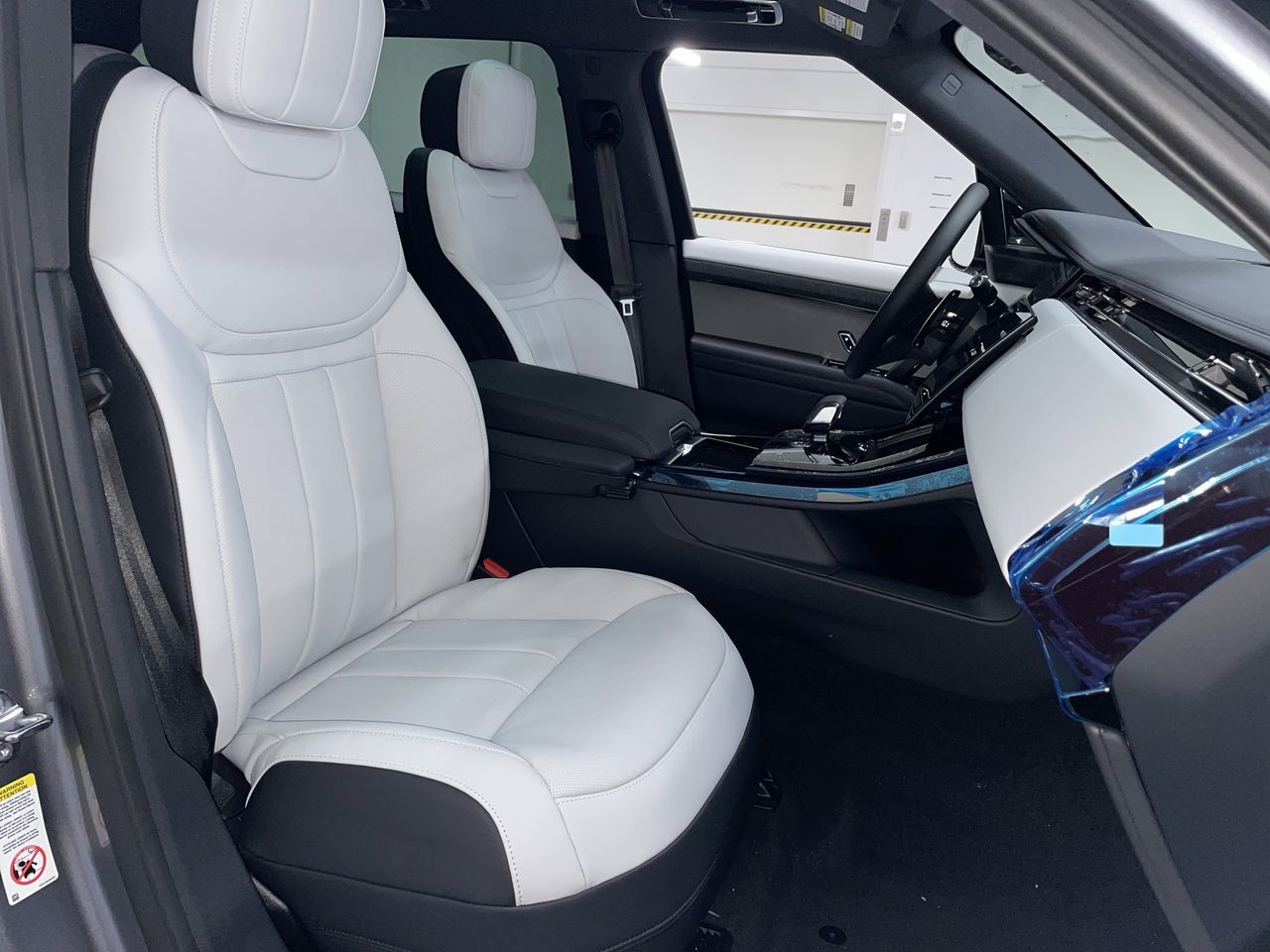 2025 Land Rover RANGE ROVER SPORT Mild Hybrid in Vancouver, British Columbia