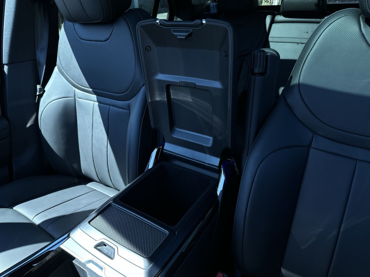 2025 Land Rover RANGE ROVER SPORT Mild Hybrid in Vancouver, British Columbia