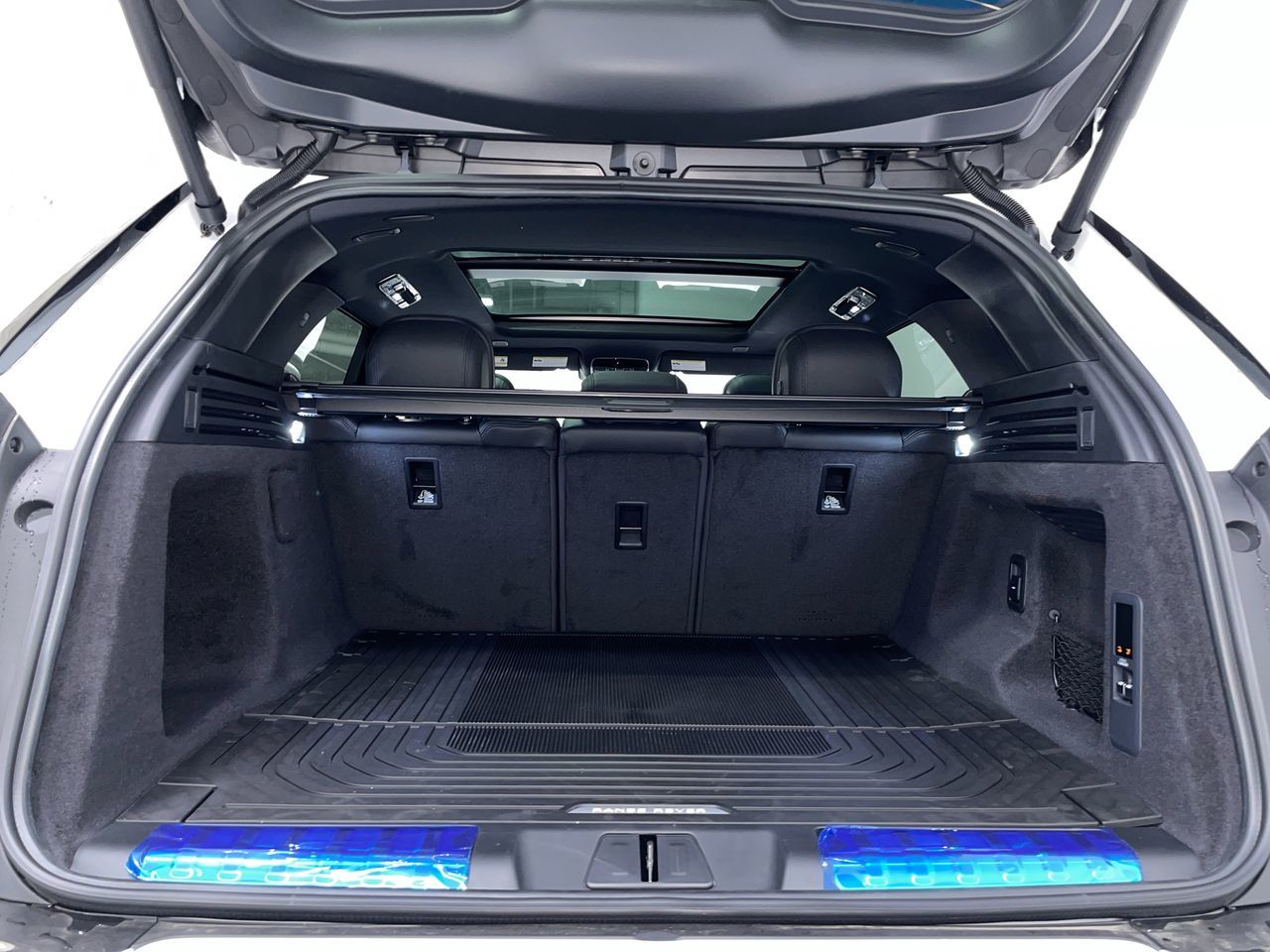 2025 Land Rover Range Rover Sport Mild Hybrid in Vancouver, British Columbia