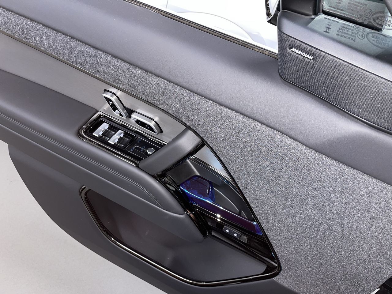 2025 Land Rover Range Rover Sport Mild Hybrid in Vancouver, British Columbia