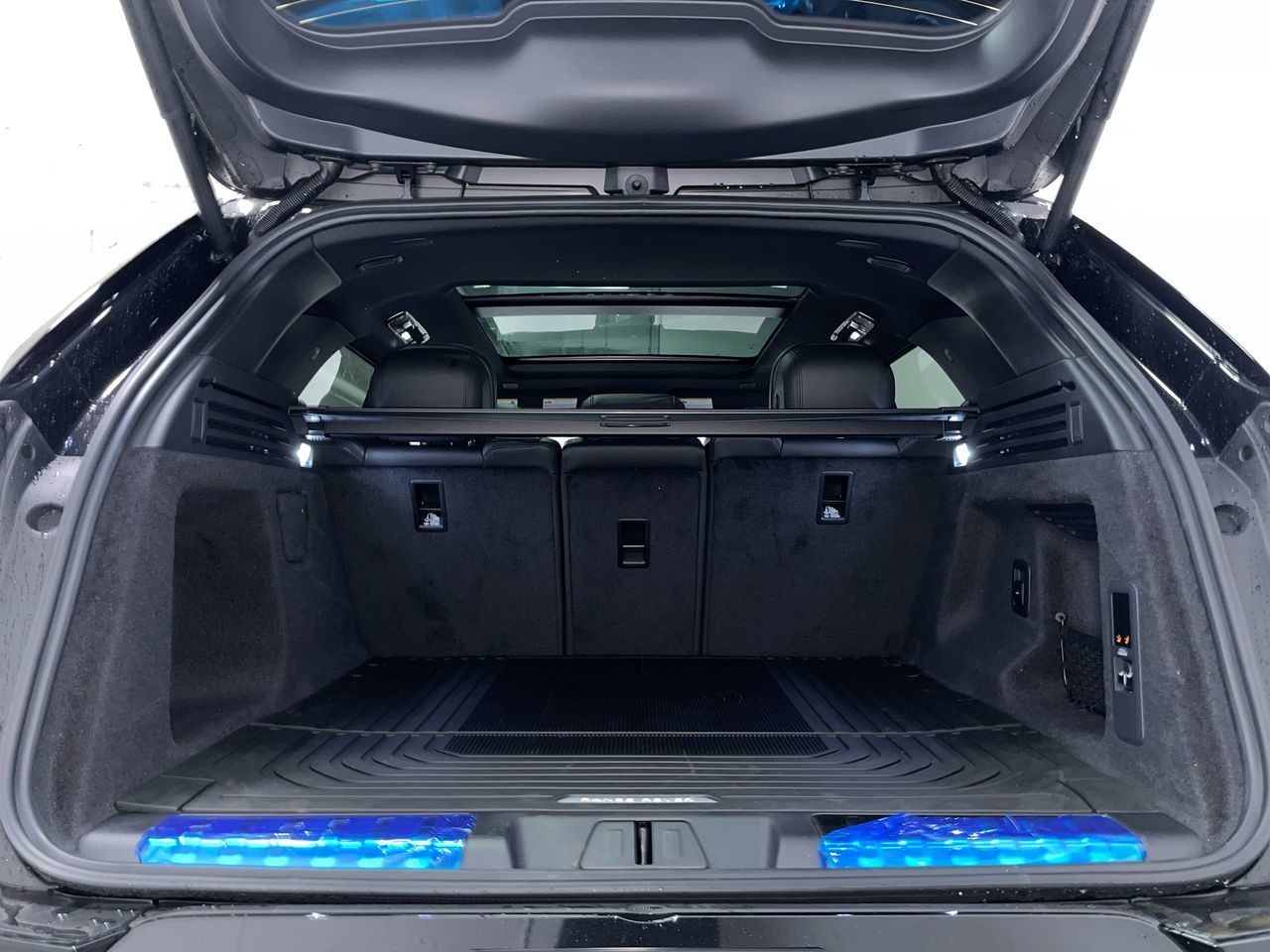 2025  Range Rover Sport Mild Hybrid