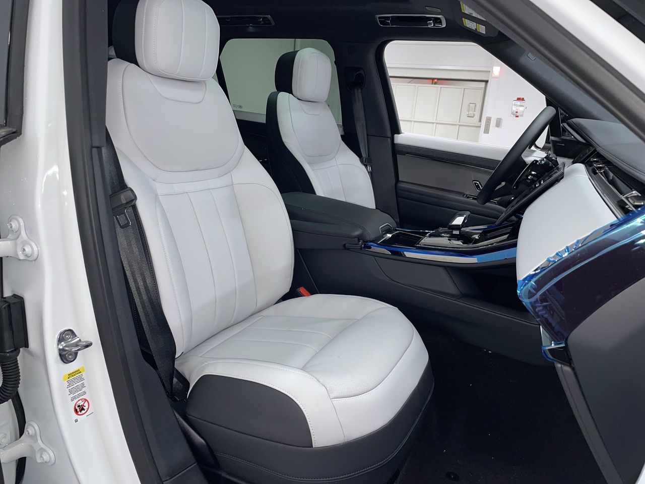 2025  Range Rover Sport Mild Hybrid