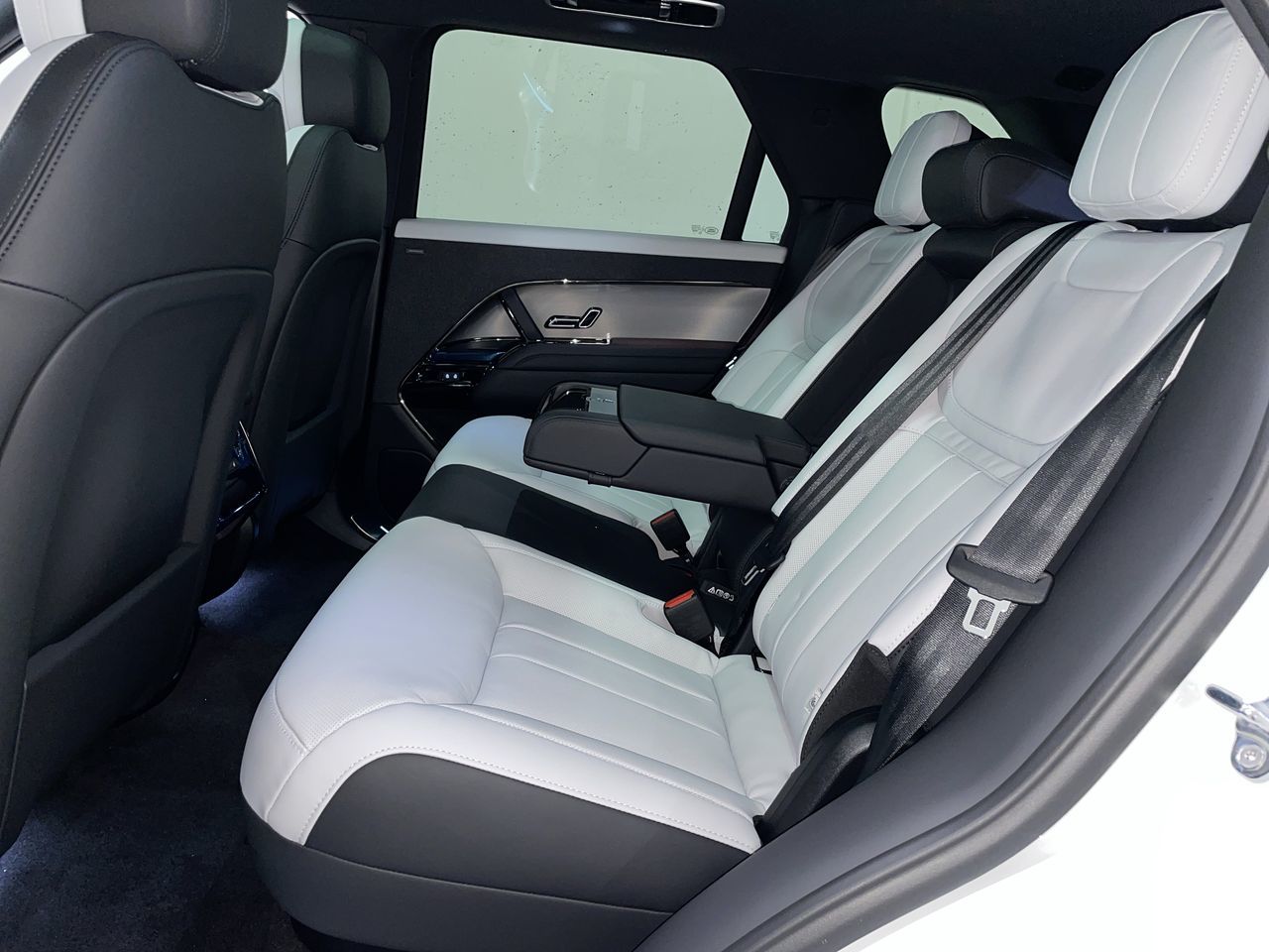 2025  Range Rover Sport Mild Hybrid